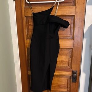 SHEIN Black Asymmetrical One-Shoulder Dress